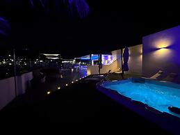 DAOS Suites Terrace Marbella