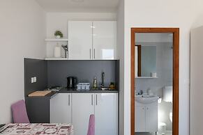 Apartments Karol & Mara