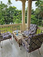 Aminvilla Resort