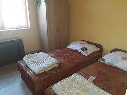 Beautiful Apartment for 8 Persons