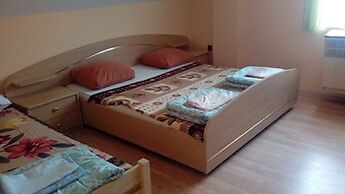 Appartment for 10-16 Persons