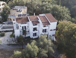 Corfu Room Apartments With big Parking Area