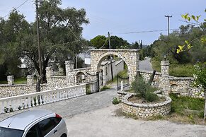 Corfu Room Apartments With big Parking Area