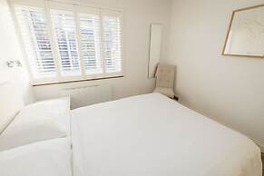 JOIVY Sublime 1 bed flat with Thames view