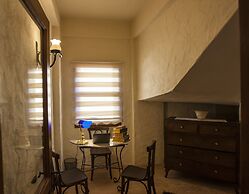 Room-authentic Boutique Hotel