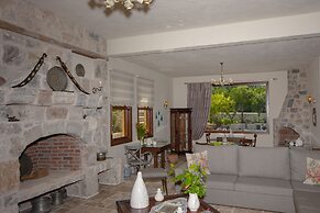 Room-authentic Boutique Hotel