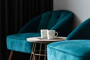 Hotel Lounge