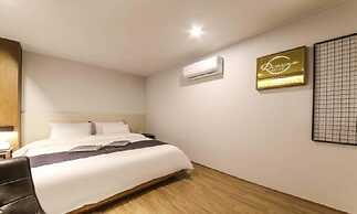 Gwangju Divine Hotel
