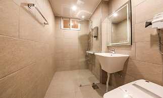 Gwangju Divine Hotel