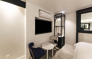 Sinan E.KKLIM Hotel