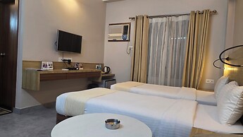 Hotel Gulmohar Grand