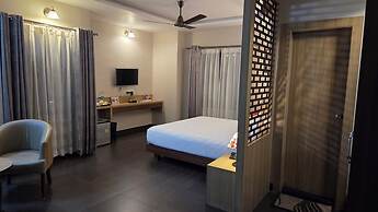 Hotel Gulmohar Grand