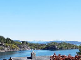 4 Star Holiday Home in Klokkarvik