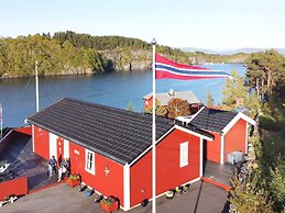 4 Star Holiday Home in Klokkarvik