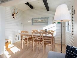 Honsinge Lyng Home With Annex