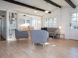 Honsinge Lyng Home With Annex