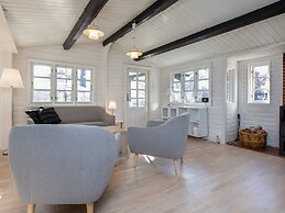 Honsinge Lyng Home With Annex