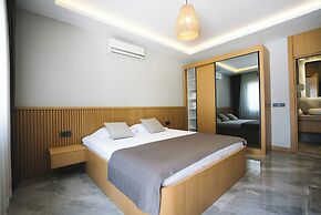 Maye Residence