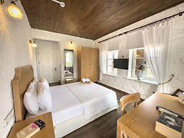 Anıt Konak