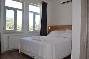 Parli Hotel