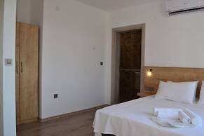 Parli Hotel