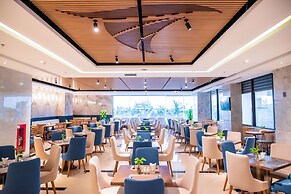 Canvas Danang Beach Hotel