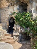 Dona Castle