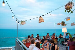 Hotel Jolly Roger