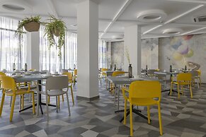 Hotel Rainbow