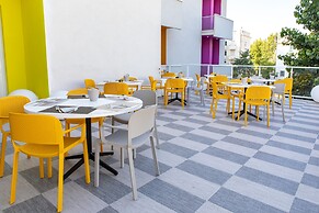 Hotel Rainbow