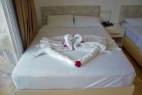 Hotel Yaka Inn
