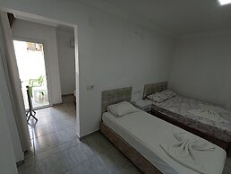 Hotel Yaka Inn