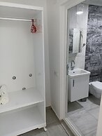 Hotel Yaka Inn