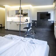 Nomad Serviced Apartments