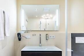 Nomad Serviced Apartments