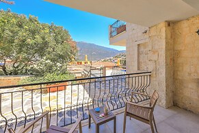Atalante Hotel