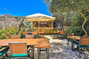 Atalante Hotel