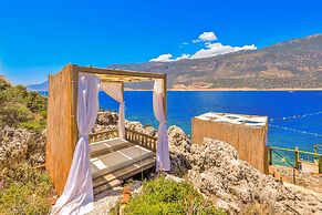 Atalante Hotel