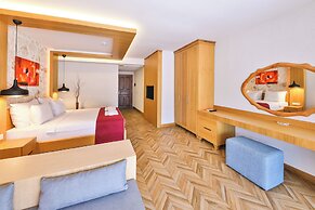 Atalante Hotel