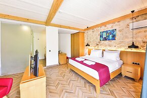 Atalante Hotel