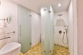 Atalante Hotel