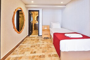 Atalante Hotel