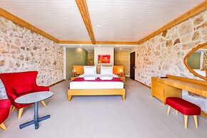 Atalante Hotel