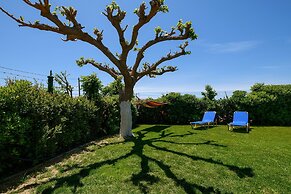 Petrakis Maisonette Near The Sea