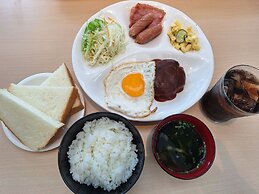 Y'sinn Naha Orokuekimae