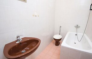 Awesome Home in Dingac With Wifi and 4 Bedrooms