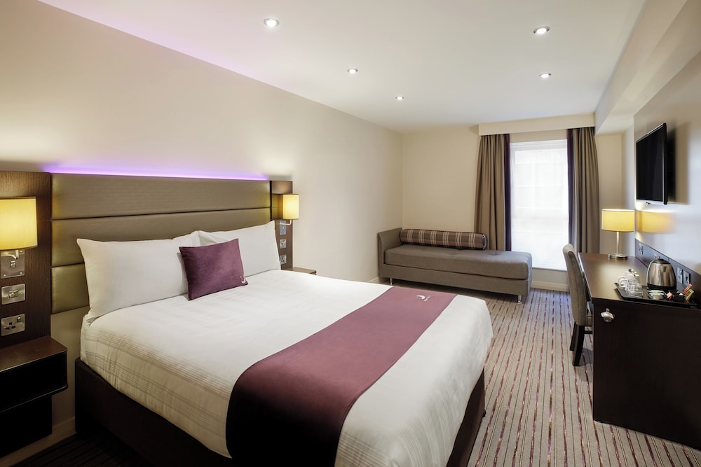 Premier Inn Edinburgh Cc Waverley