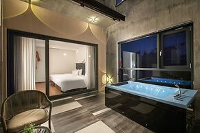 Neulpum Hotel