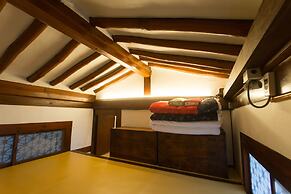 Hanok1957