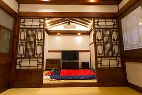 Hanok1957
